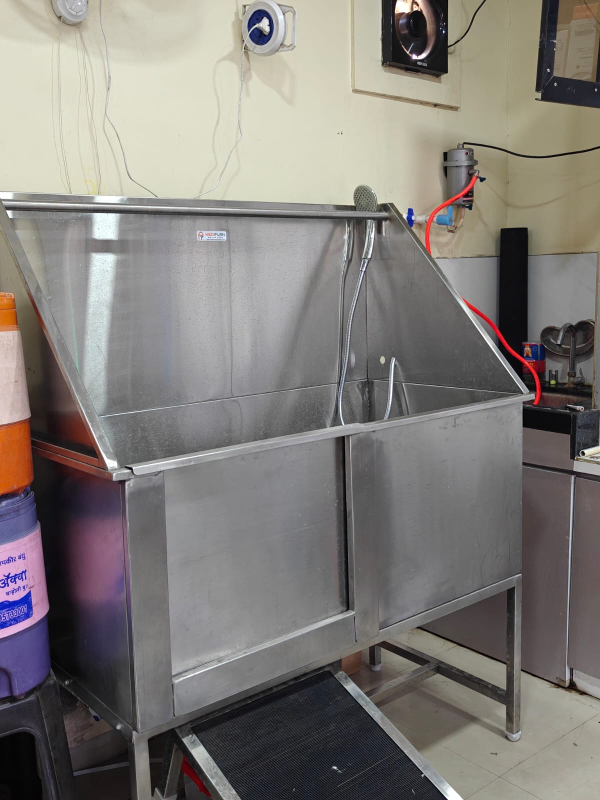 Sarvadnya Pet Care Unit veterinary clinic, Pune